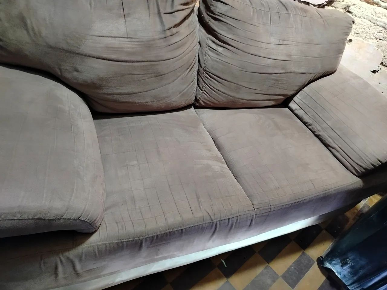 Vendo sofá 2 lugares. Em perfeito estado