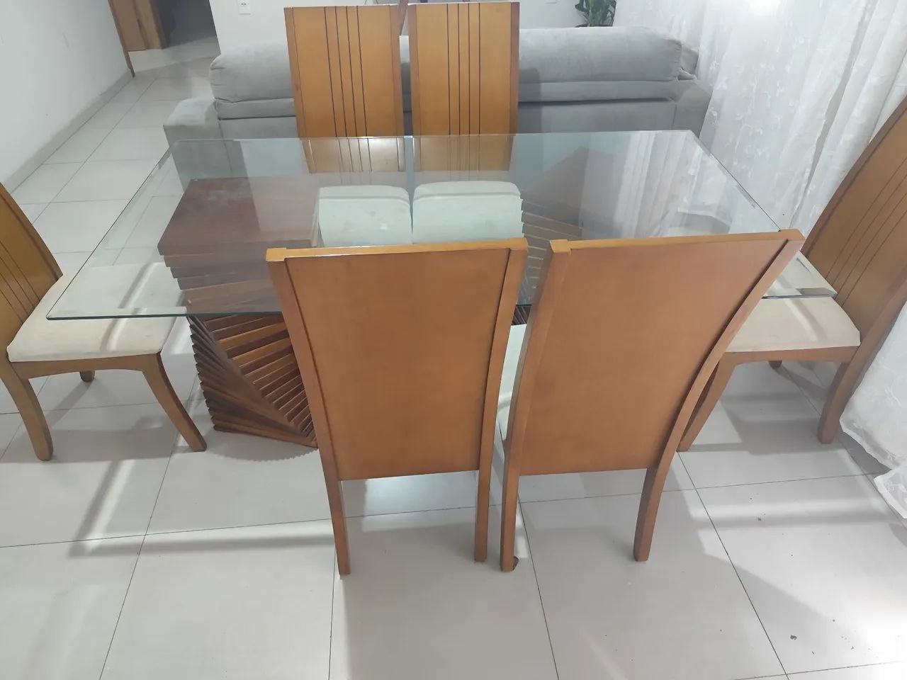 Mesa de Jantar madeira maciça 