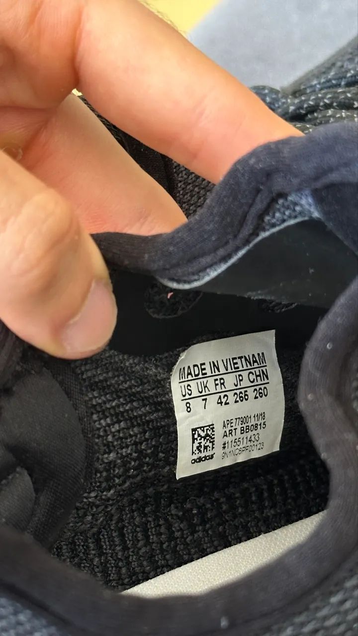 化石　C-37 Tênis Yeezy Boost 350 v2 Static Black - Calçados - Vila Olímpia