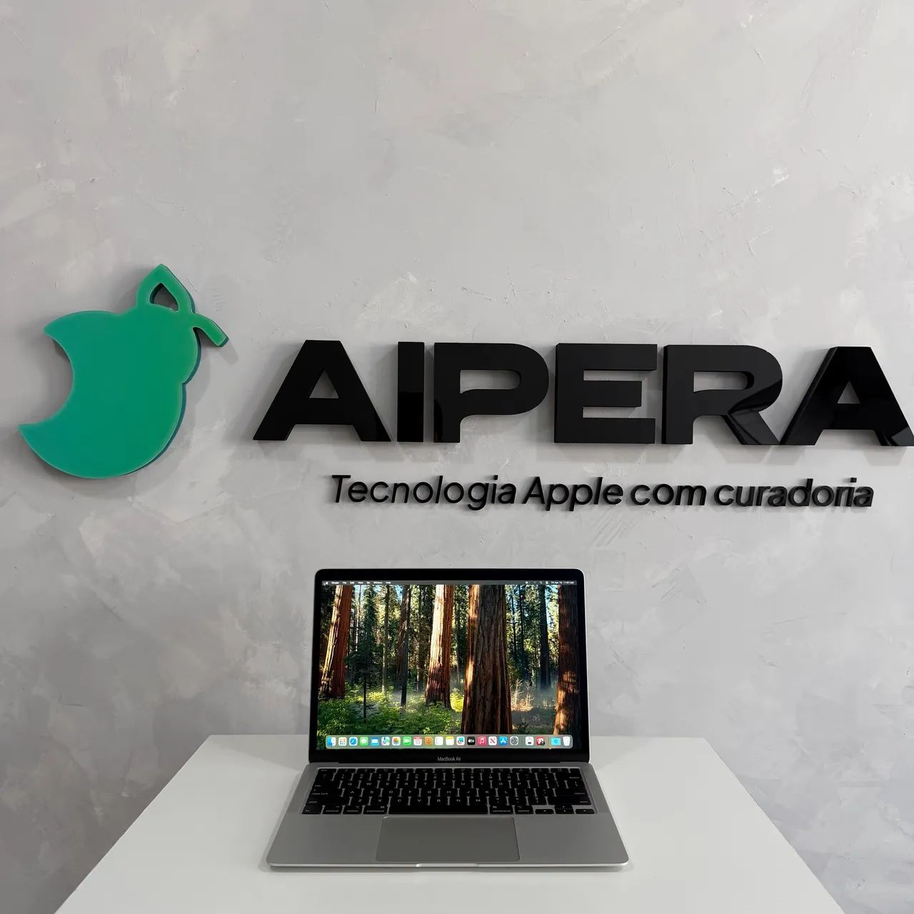 MACBOOK AIR 2020, 8 GB RAM, 256 SSD, TOUCH ID, 13 POLEGADAS, i3