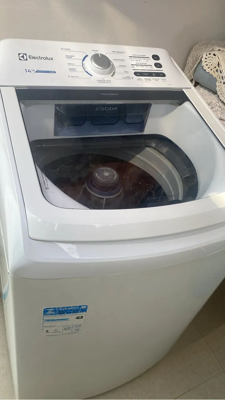 Máquina de lavar roupas 