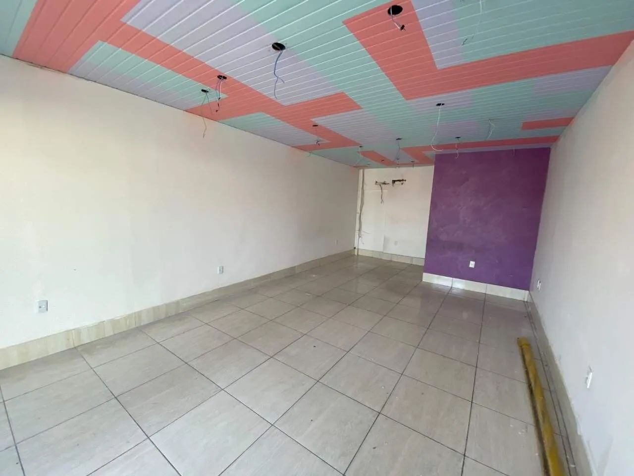 Sala Comercial para Aluguel  Bairro Noivos - Foto 4