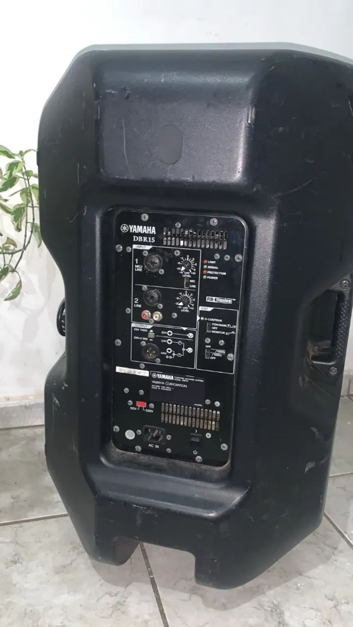 Caixa de Som Yamaha DBR15 - Foto 4