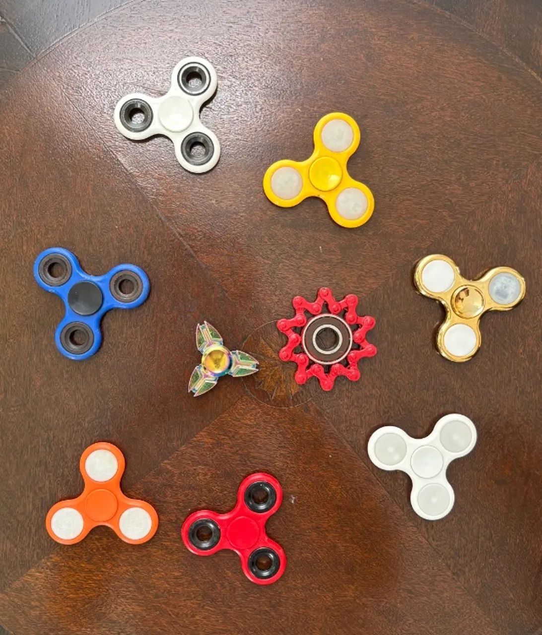 Kit 9 Fidget Spinners Coloridos - Foto 2