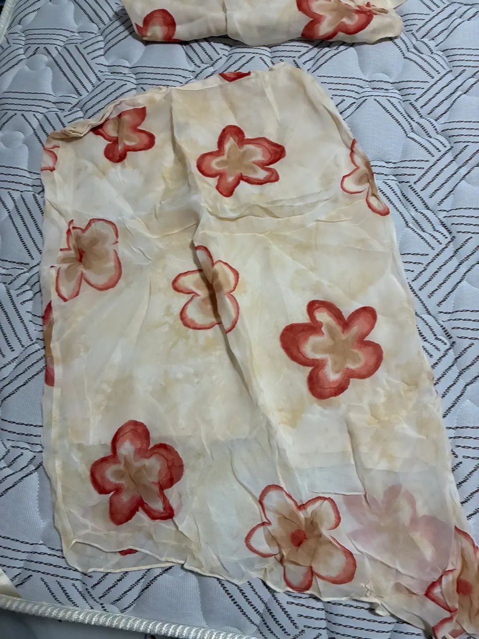 Conjunto de saia e blusa  - Foto 3