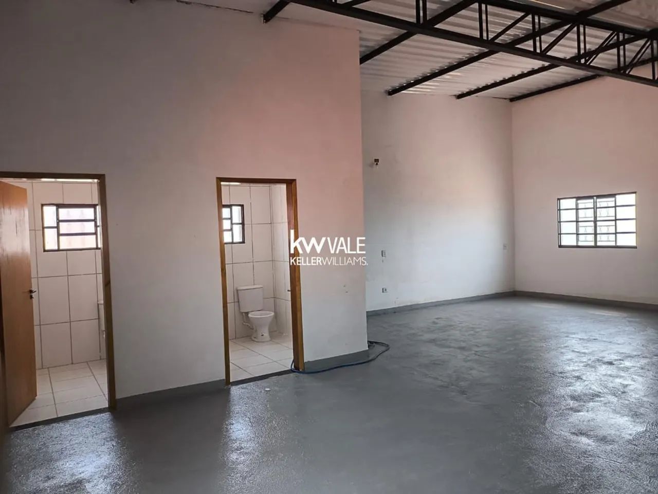 Galpão Comercial no Jardim São Dimas - Foto 3