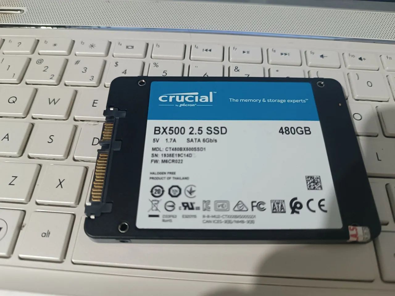 SSD CRUCIAL 480 GB ORIGINAL  - Foto 2