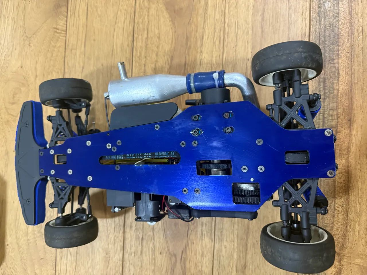 Automodelo combustão 1/10 - Foto 4