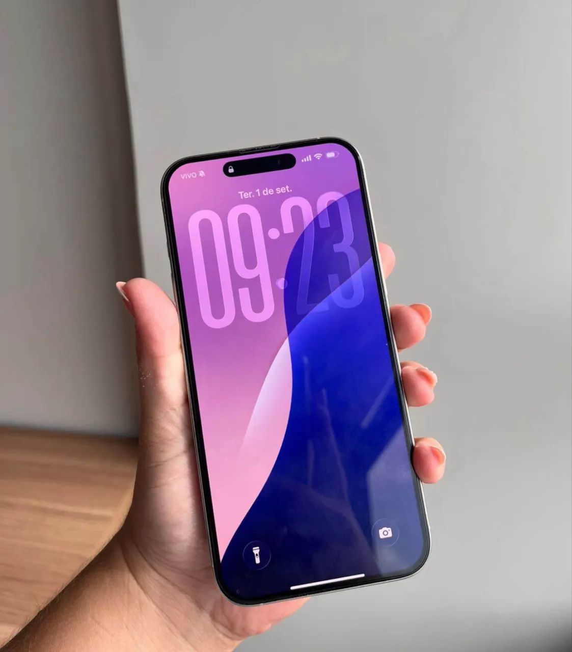 iPhone 16 pro Max 256 gb branco titânio  - Foto 2