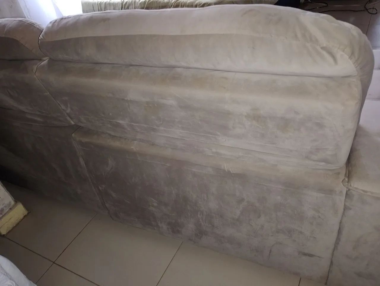 Vende-se Sofá retrátil 4 lugares 