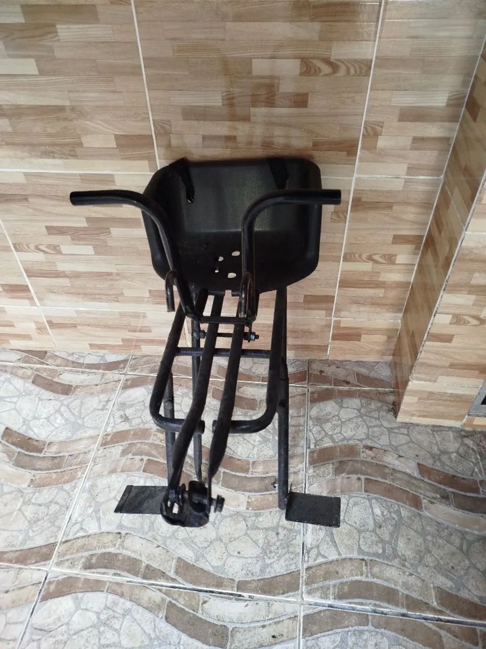 Vendo cadeirinha de bicicleta  - Foto 3