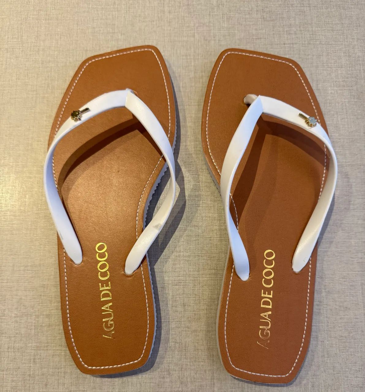 Chinelo - Água de Coco