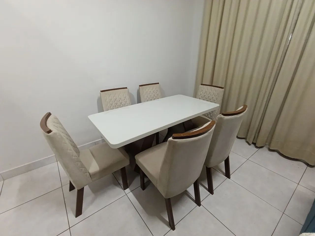 Mesa de jantar 160cm x 80 cm x 80cm - Foto 2