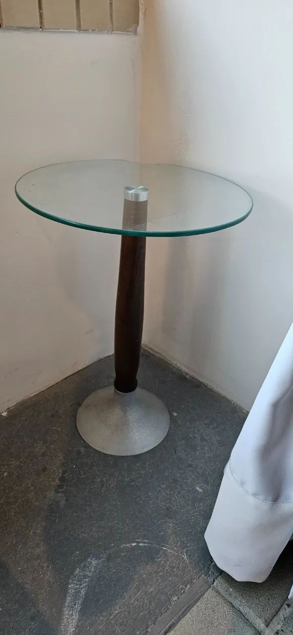 Mesa de centro madeira vidro e madeira