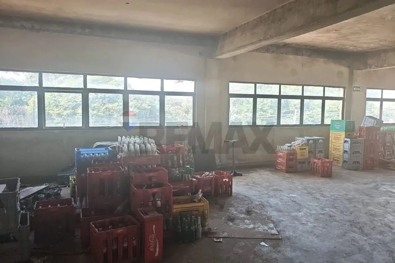 RE/MAX ALUGA | Sala 1 - Amplo Espaço Comercial de 650 m² em Barão Geraldo  Campinas - Foto 3