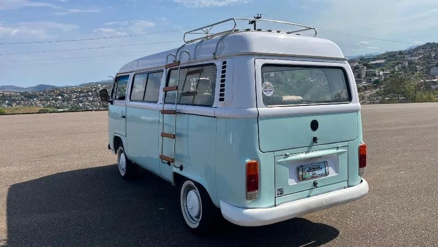Volkswagen Kombi Standard/ Luxo/ Serie Prata 2000