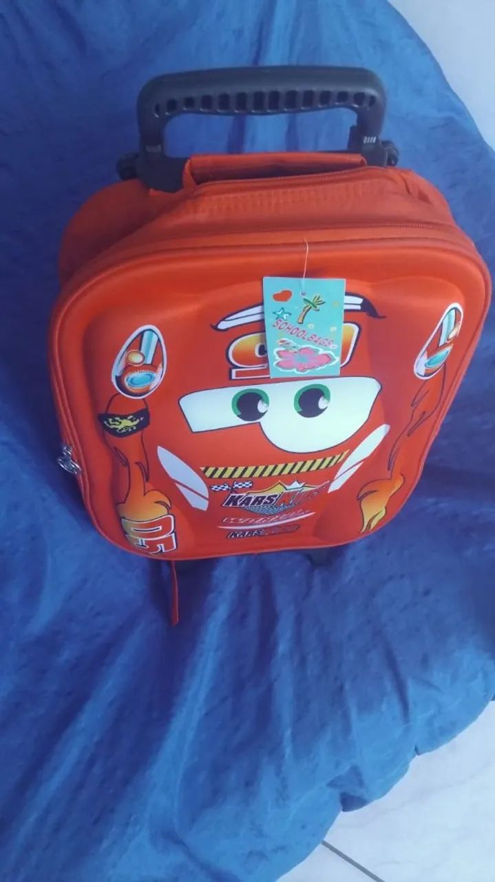 Vendo mochila infantil nova do relâmpago McQueen  - Foto 2