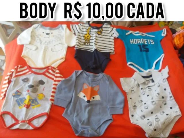 roupas de bebê 