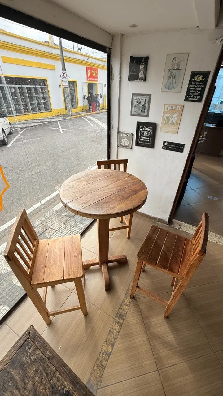 Mesa Bistrô de Madeira Maciça com 3 cadeiras