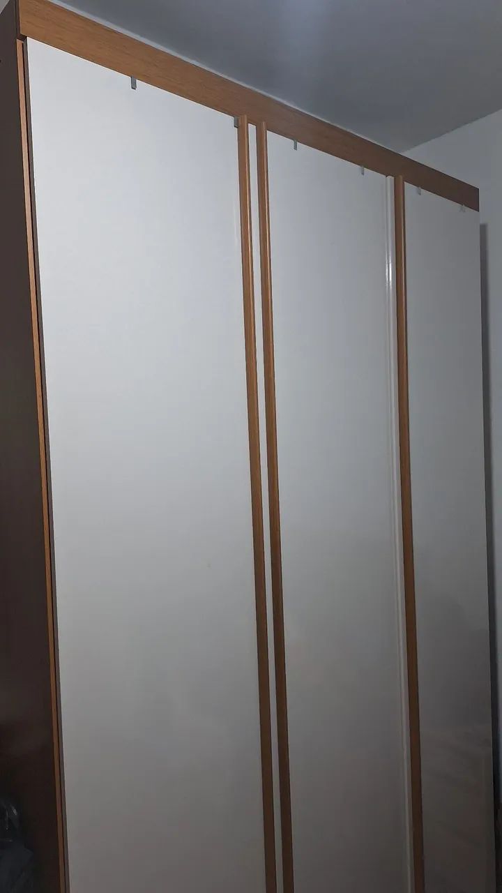 Guarda-roupa em MDF