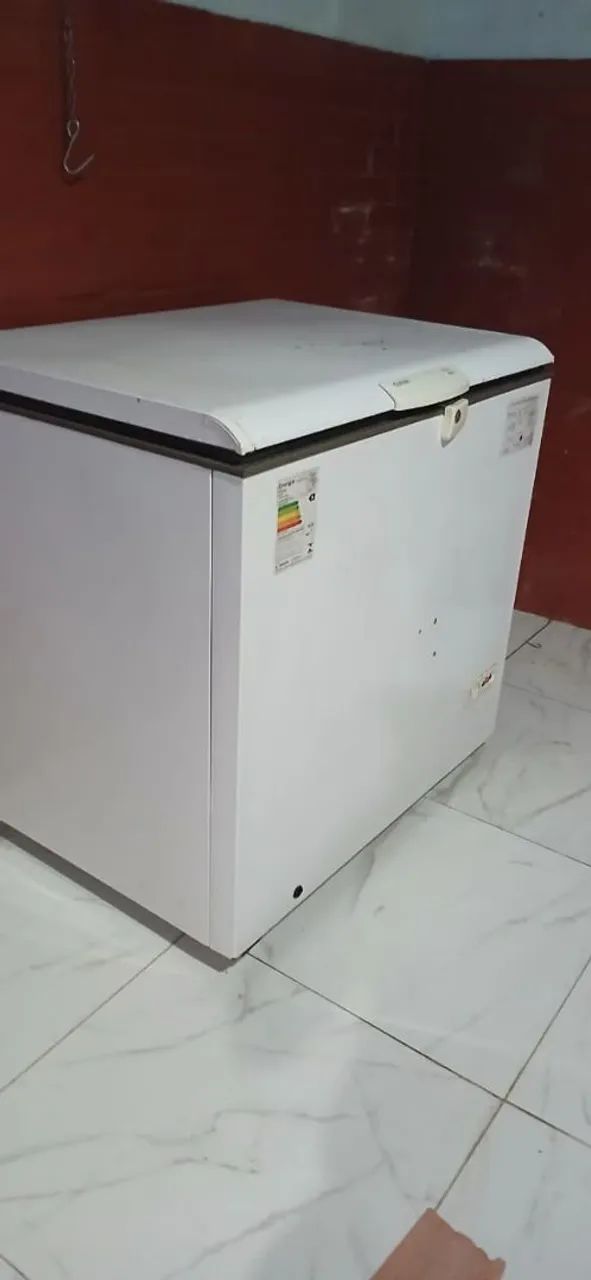 Freezer Consul usado 307L