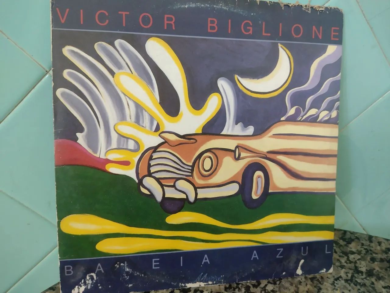 Disco de vinil de Victor Biglione - "Baleia azul"