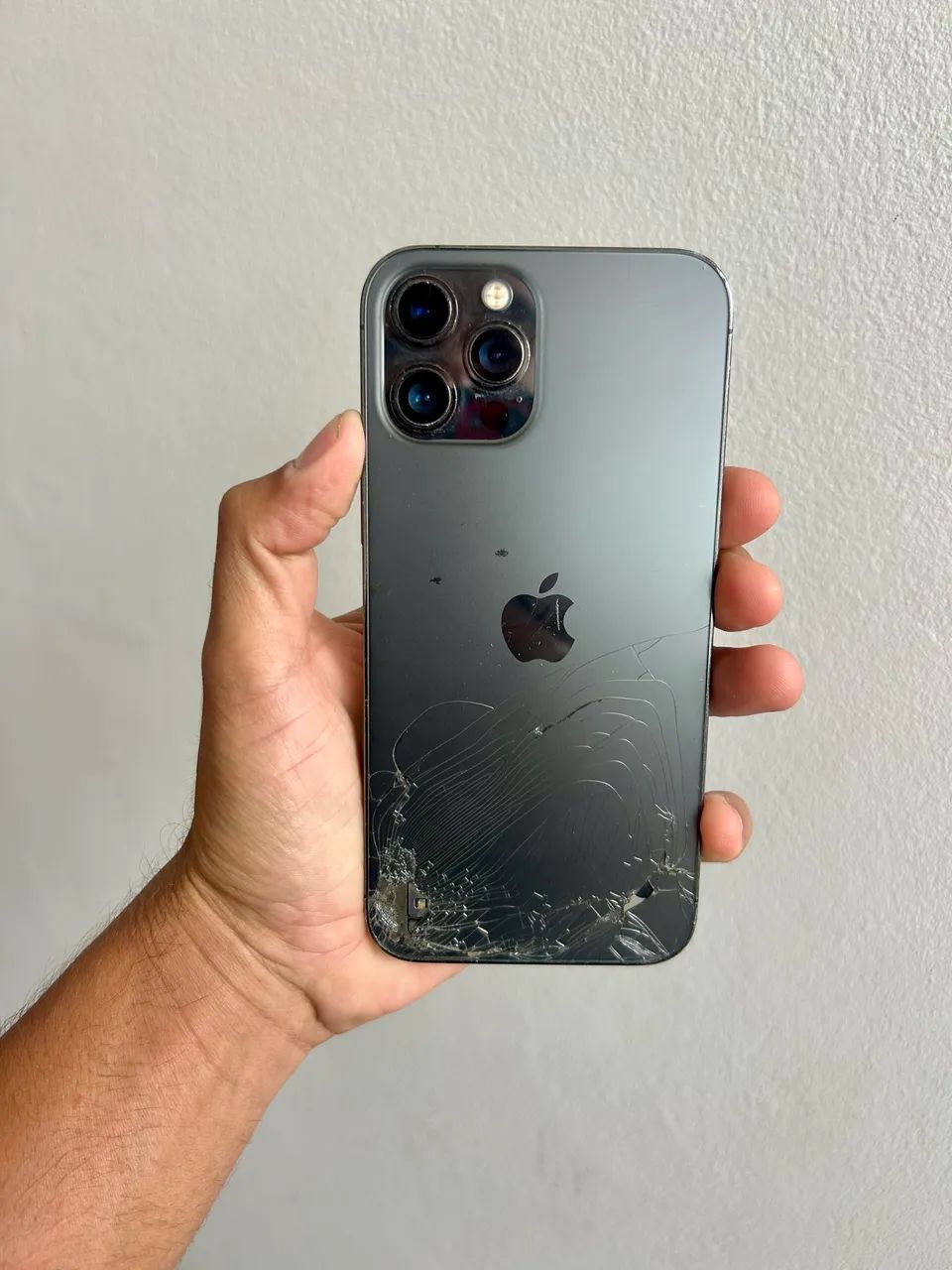 iPhone 12 Pro Max - 128GB - Celulares e Smartphones - Copacabana