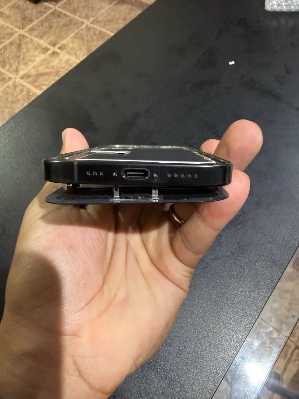 Carcaça iPhone 16 Pro Black  - Foto 3