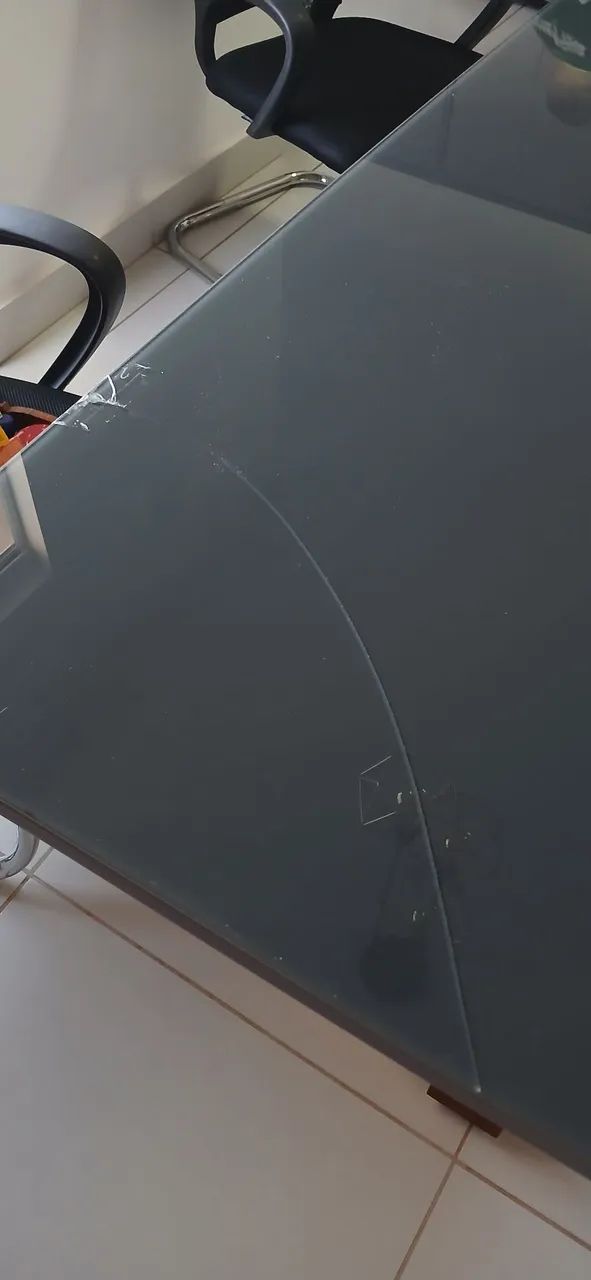 Mesa grafite tampo com vidro 6 lugares - Foto 3