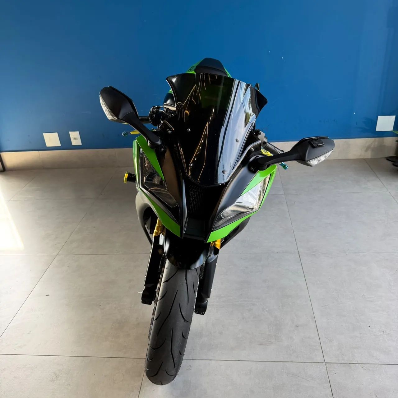 Kawasaki Zx-10/ Zx-10r 1000cc 2014 - 1501986797 | OLX