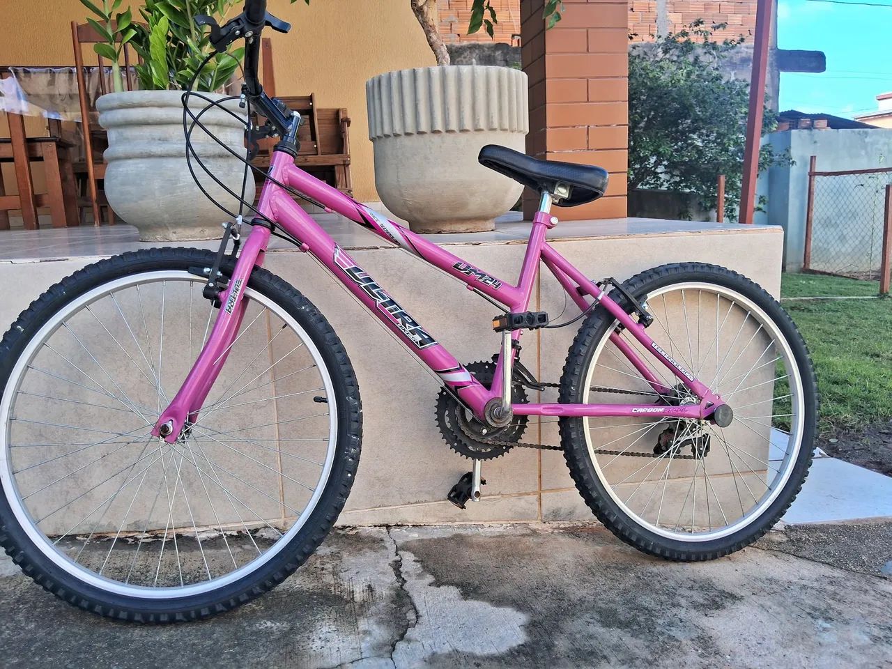 Bicicleta aro 24 com pouquíssimo uso  - Foto 3