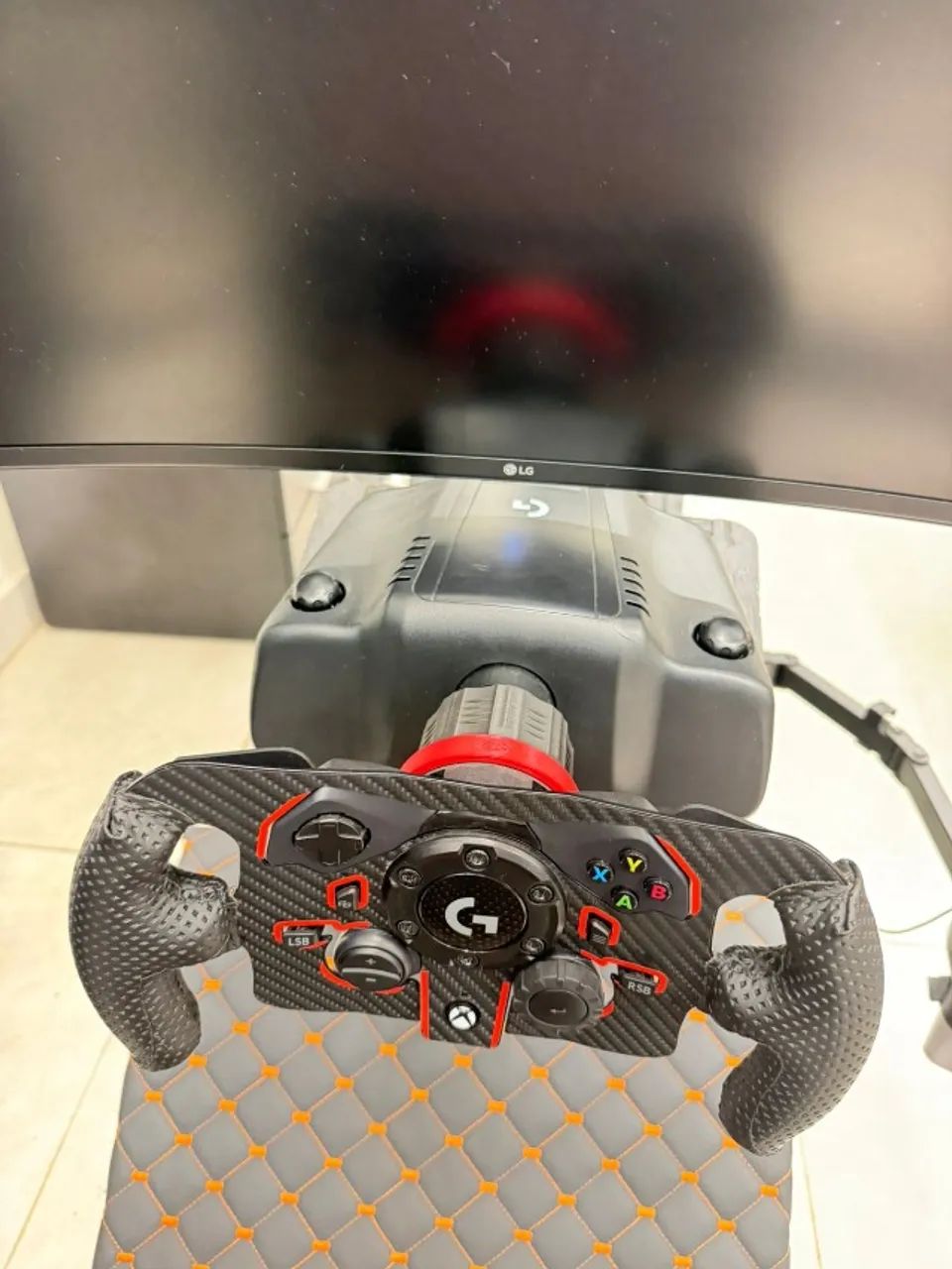Conjunto volante pedal longitech - Foto 4