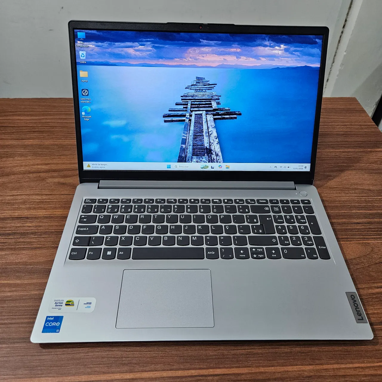 Lenovo Ideapad 3 Intel i7-1165G7 8GB 256GB Tela 15,6 FullHD