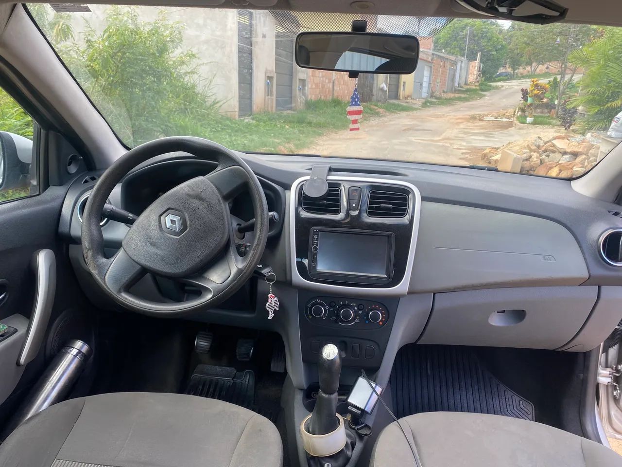 Renault Logan Expression Hi-flex 1.6 8V 4P 2017 - Foto 4
