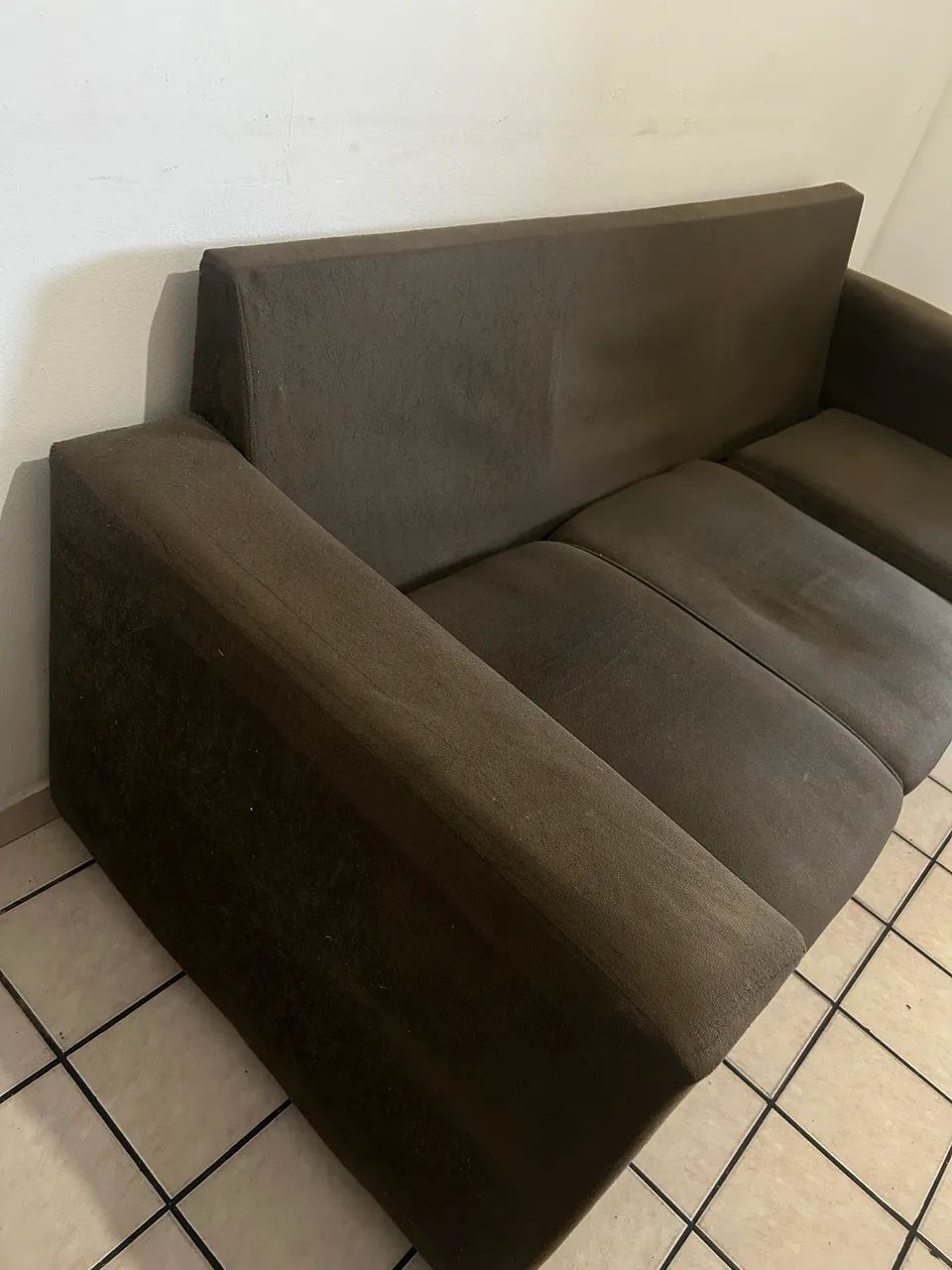 Sofá 3 lugares - Foto 3