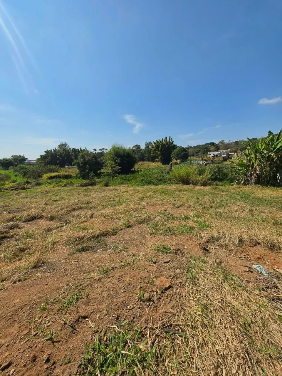 ÁREA DE 2.500 m² DENTRO DA CIDADE/CARMÓPOLIS DE MINAS - Foto 2