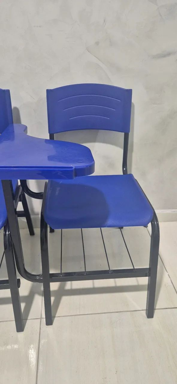 10 CADEIRAS UNIVERSITÁRIAS  - Foto 2