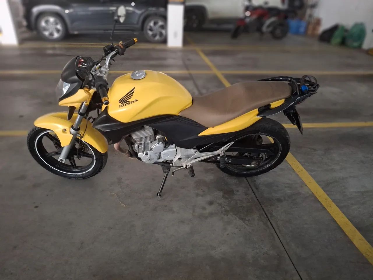 CB300R  - Foto 2