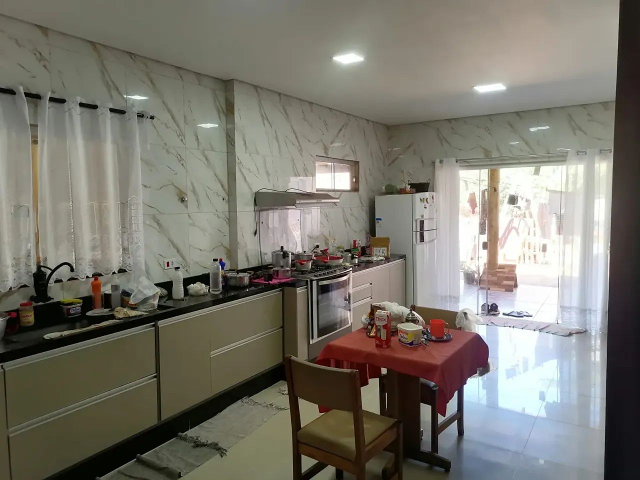 LINDA CASA COM 4 QUARTOS- BAIRRO MONTE CASTELO - Foto 5