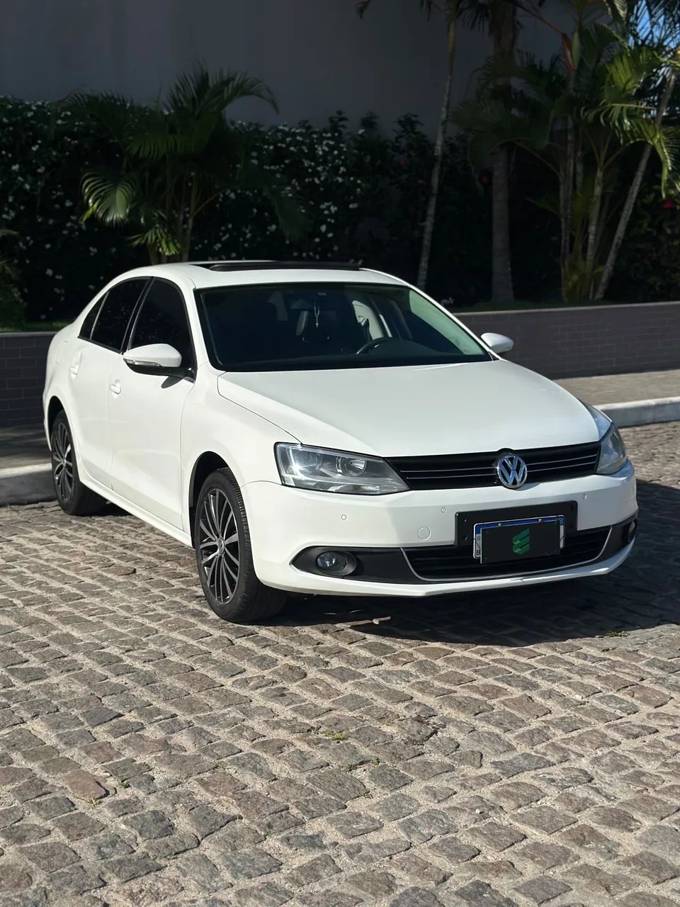 Volkswagen Jetta JETTA Highline 2.0 TSI 16V 4p Tiptronic 2014