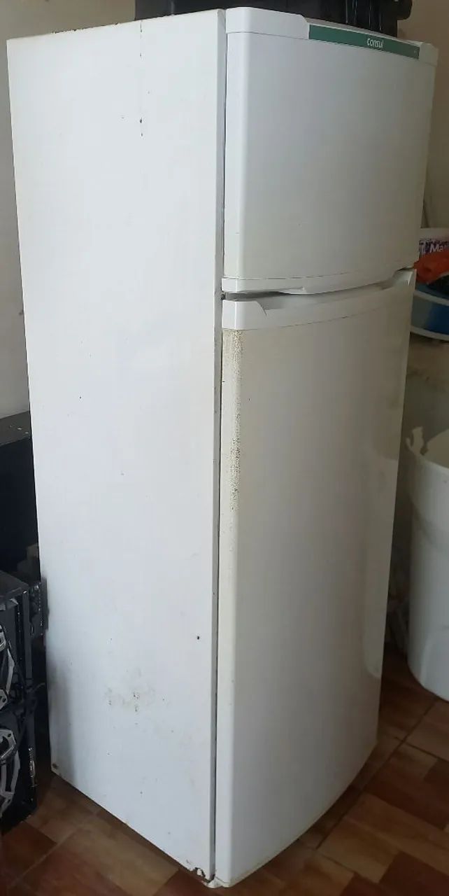 Geladeira com defeito 