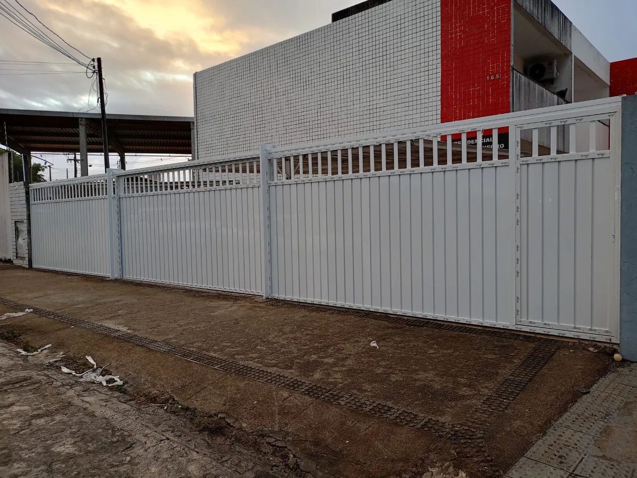 Alugo Casa Duplex 