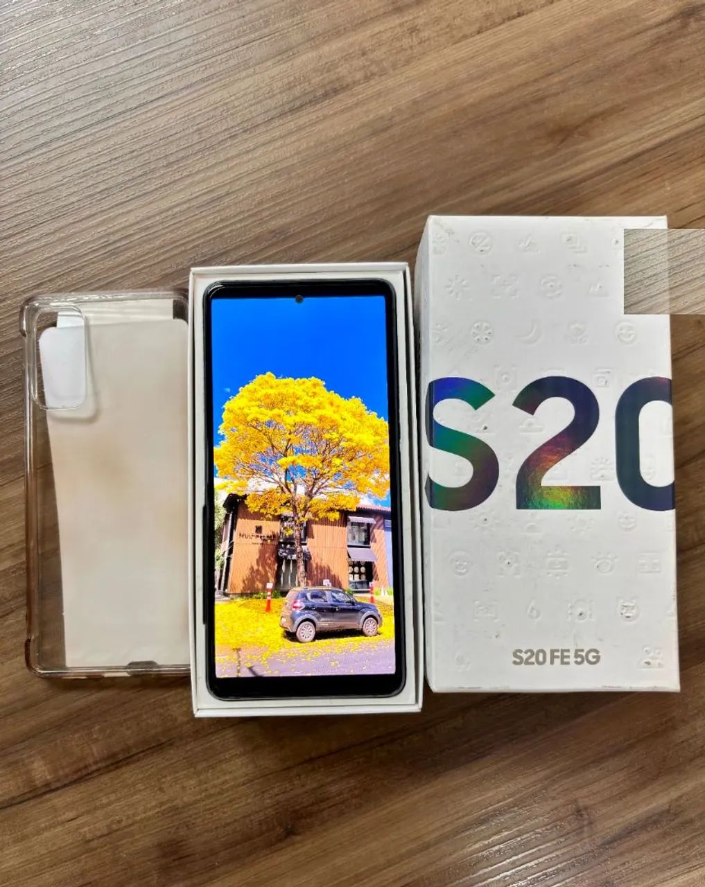 Vende - se Galaxy S20 fe 128 gigas - Foto 3