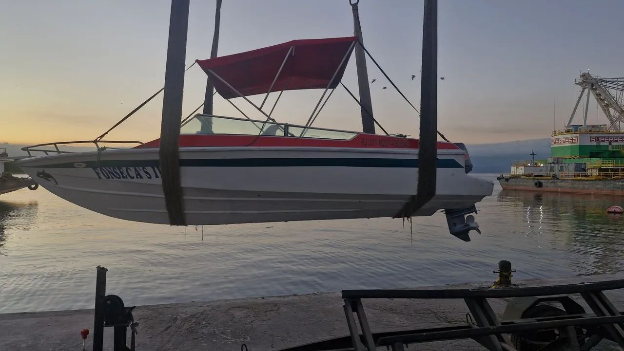 Lancha 15.5" ótimo estado