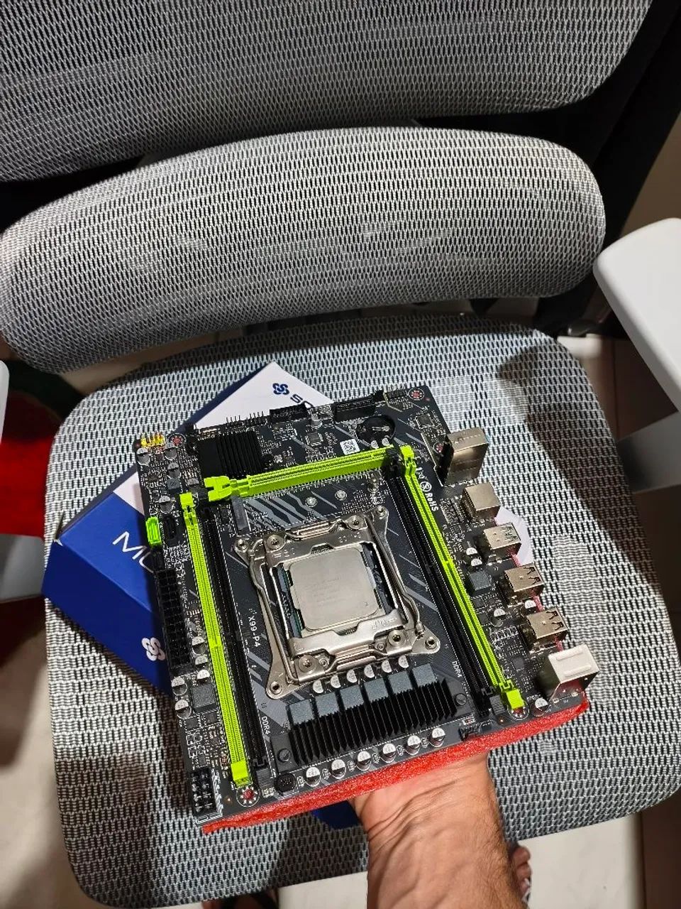 Vendo placa mãe x99 NOVA NUNCA USADA 