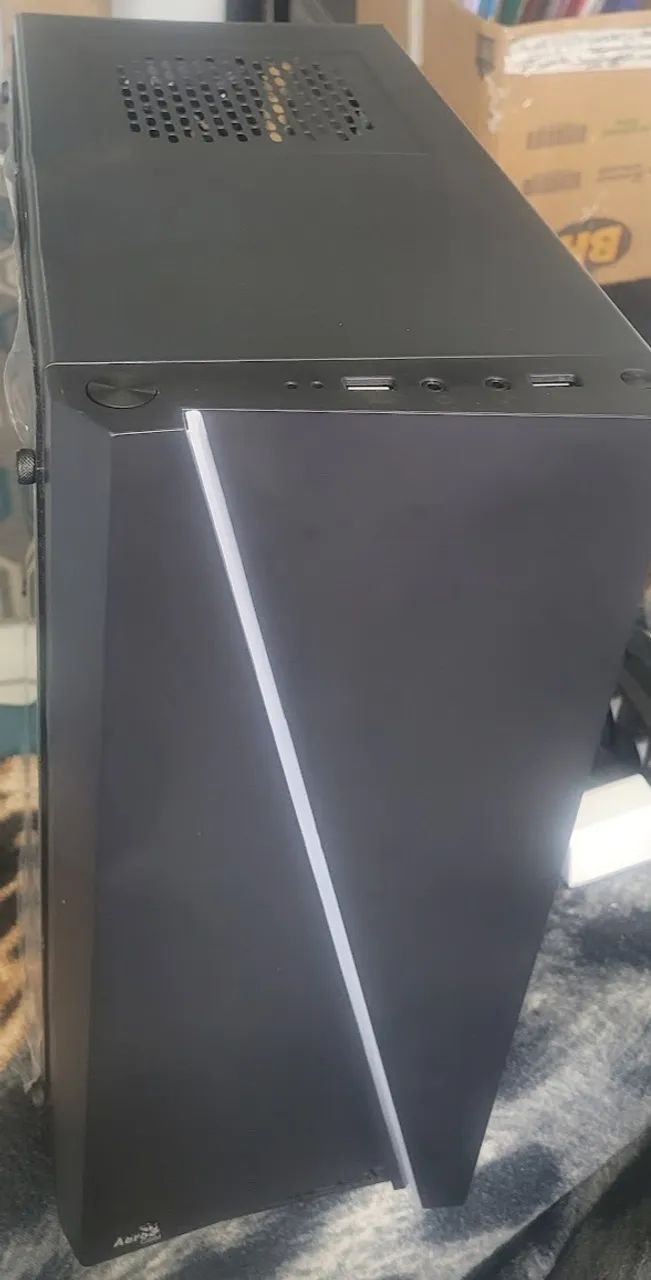 Gabinete Gamer Aerocool Mini Cylon - Foto 2
