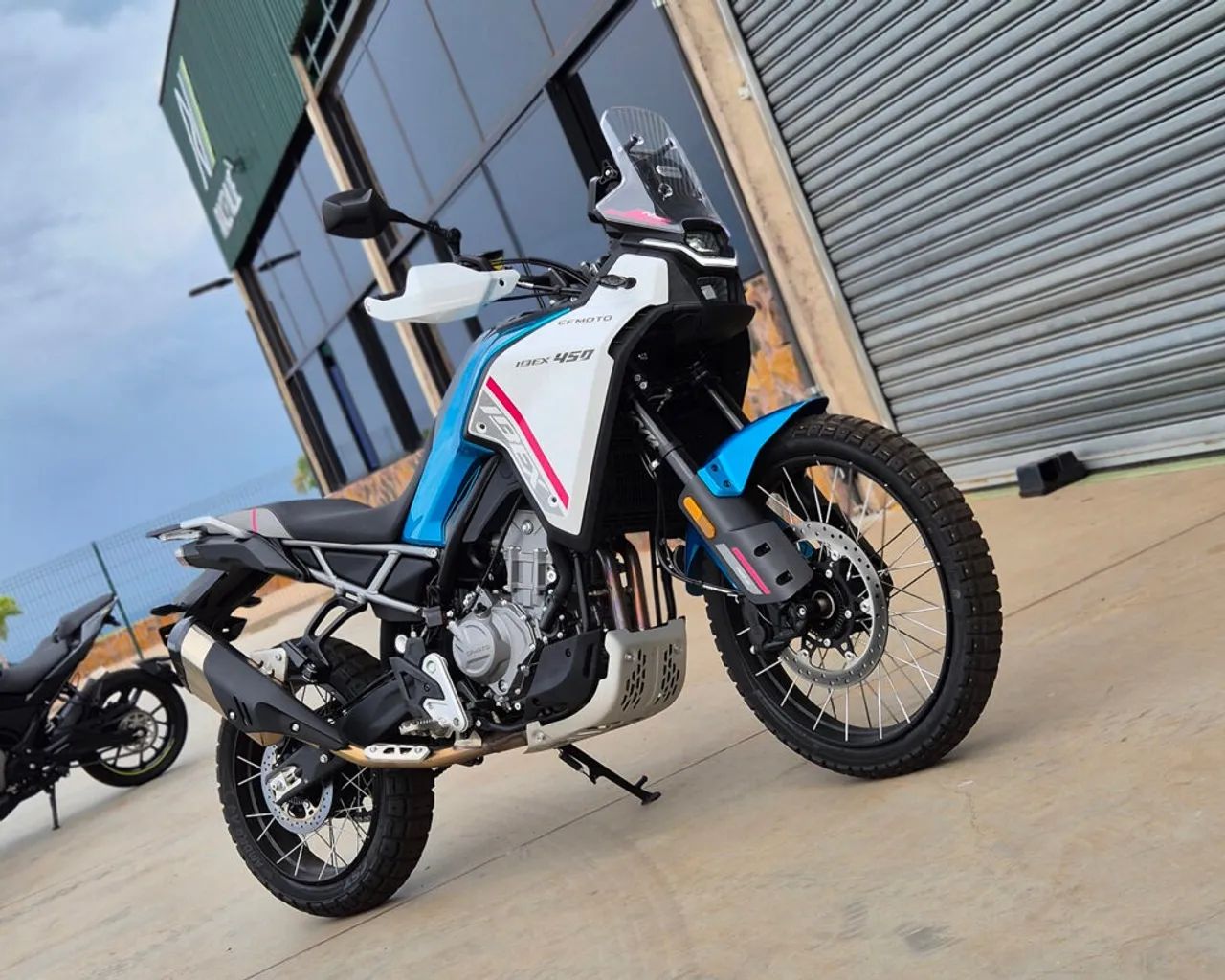 IBEX 450 - Zero KM - Foto 3
