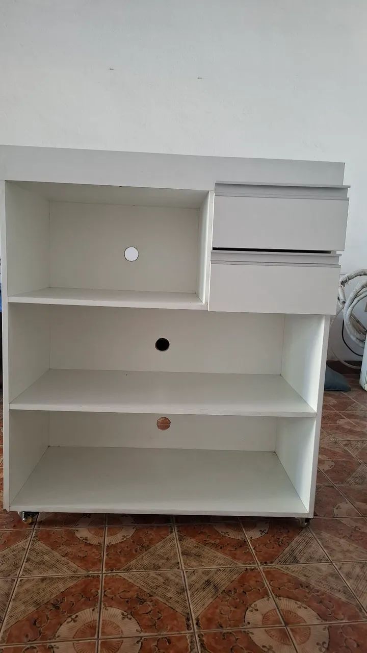 Armário multiuso 