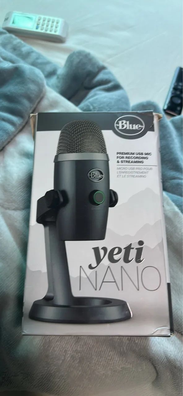 Microfone Blue Yeti Nano USB Preto