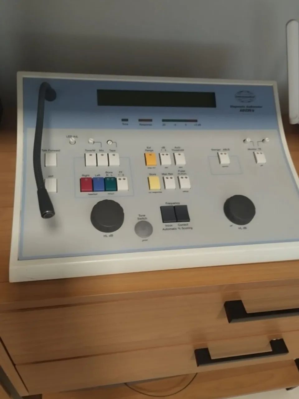 AUDIÔMETRO INTERACOUSTICS AD229-B - SEMI-NOVO, IMPECÁVEL - Foto 3